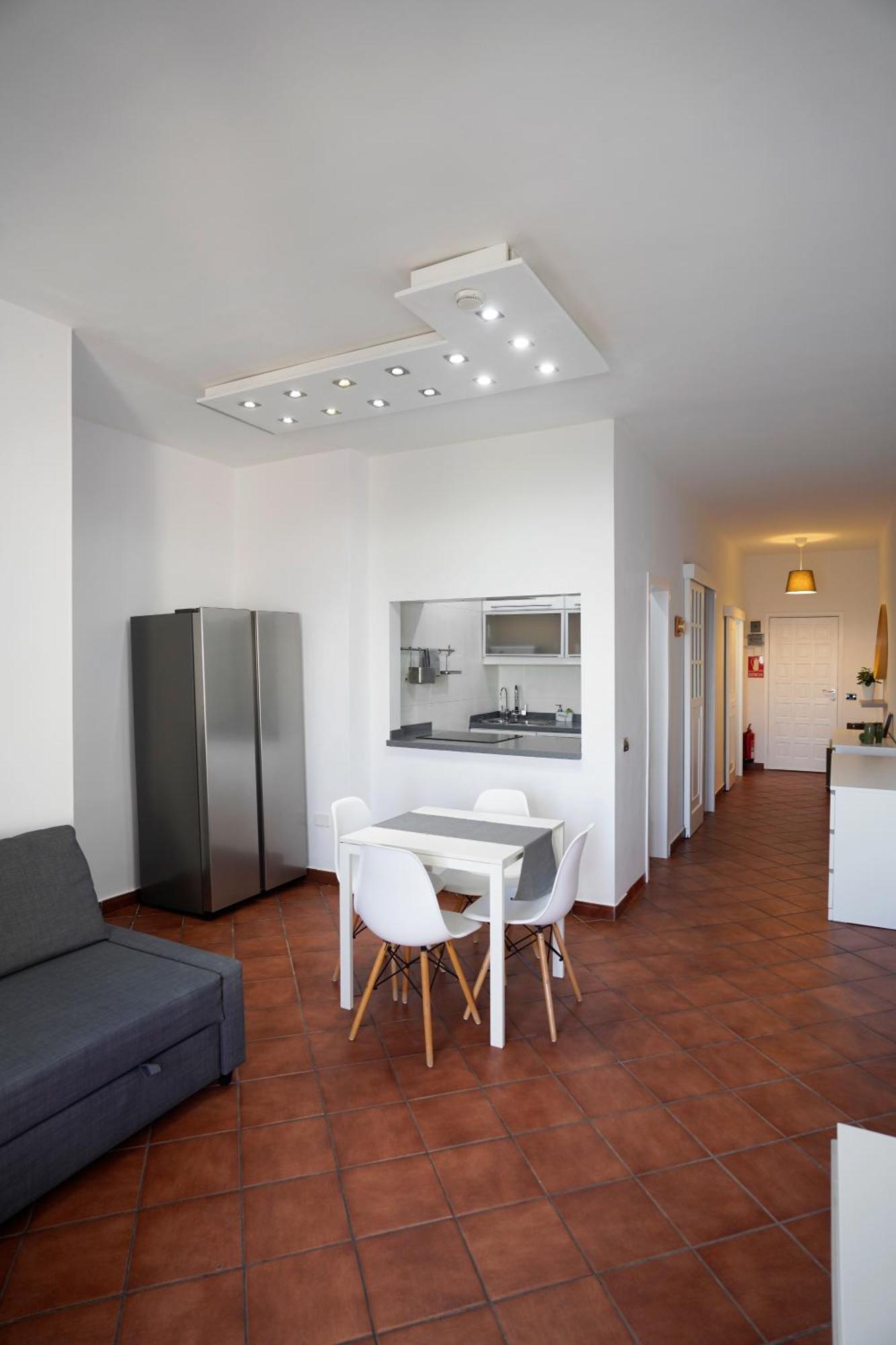 Apartment Playa Chica Beachfront *